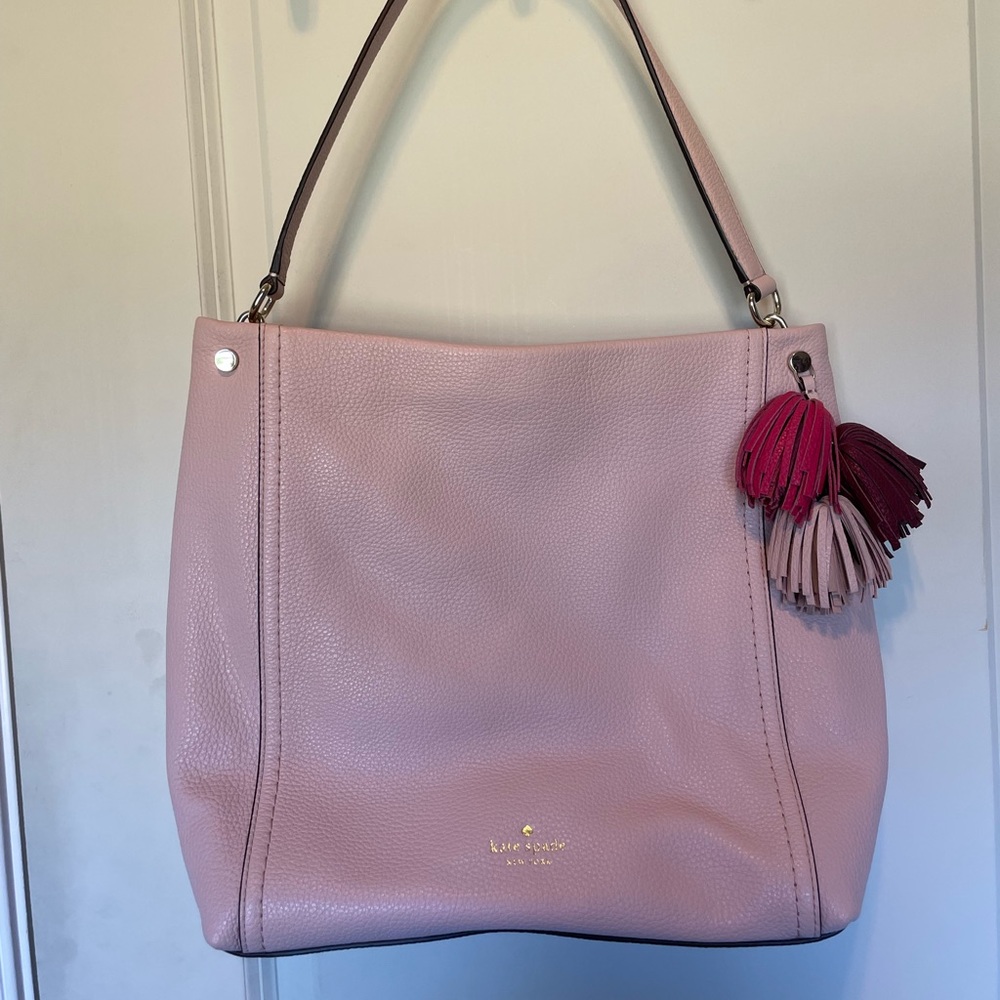 Light Pink pebbled Leather shoulder bag